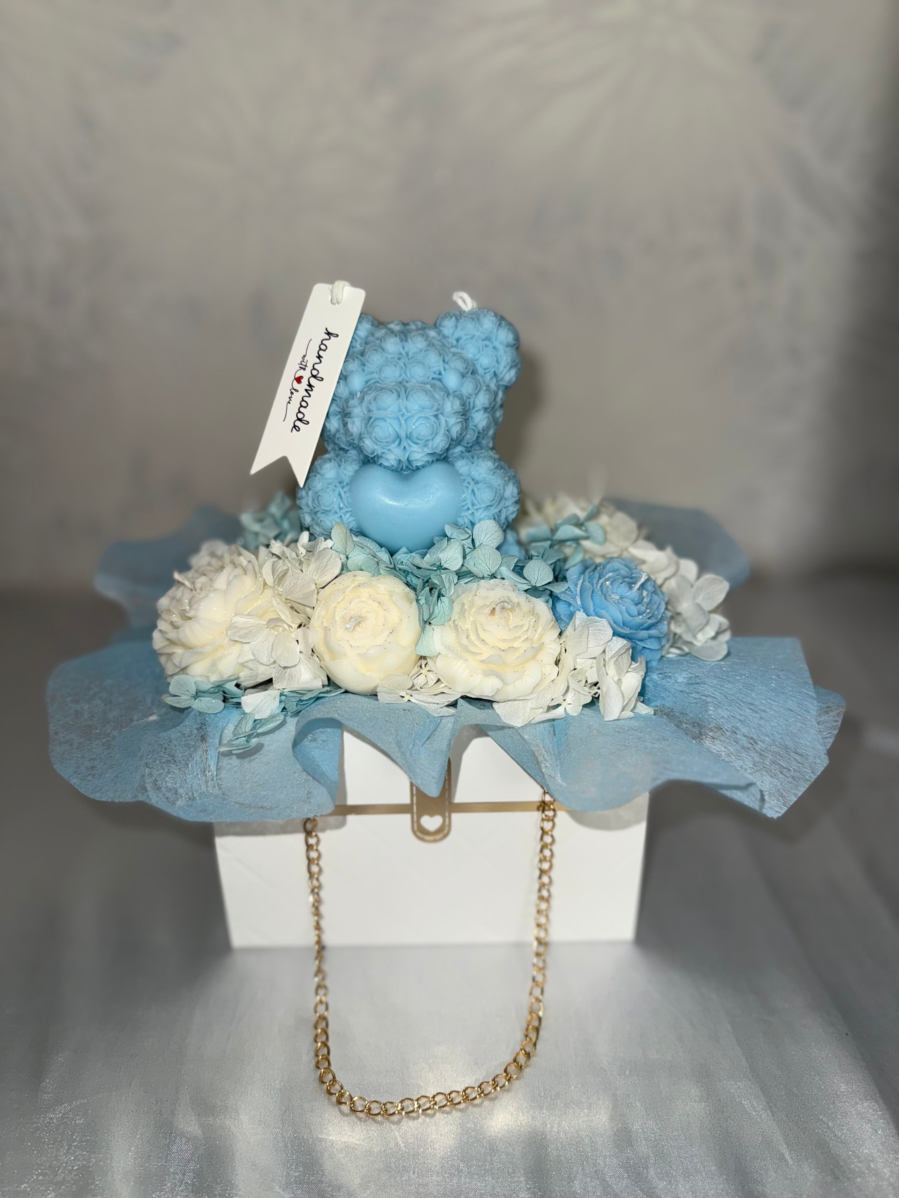 Bouquet floral avec ourson